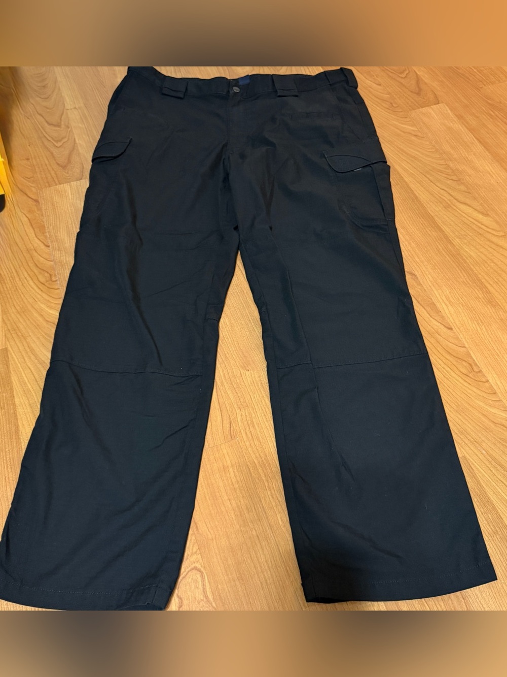 5.11 Tactical Men’s Black Solid Tactical Pants 40/32 Cargo Pants